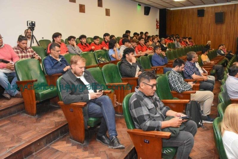 Eficiencia energética: 3 emprendimientos hoteleros expusieron sus experiencias 3 3 emprendimientos hoteleros expusieron sobre eficiencia energetica 3
